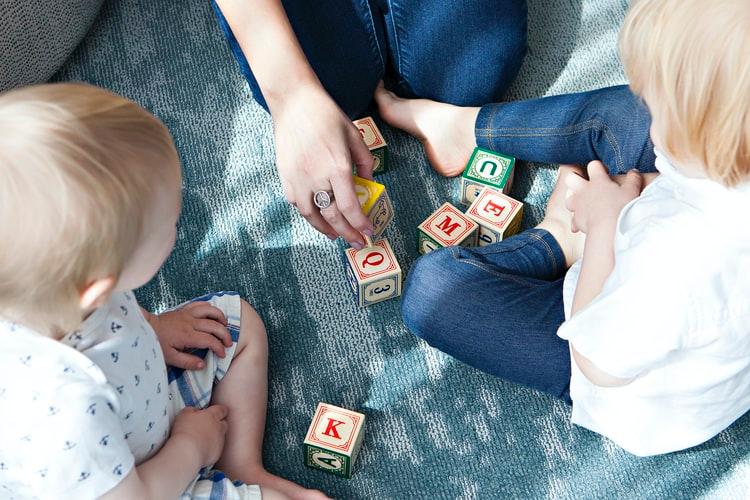 Bambini e aggressività, l'esperimento della bambola Bobo 