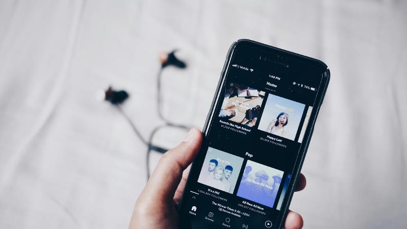 La musica ai tempi dello streaming: Spotify detta il ritmo del successo