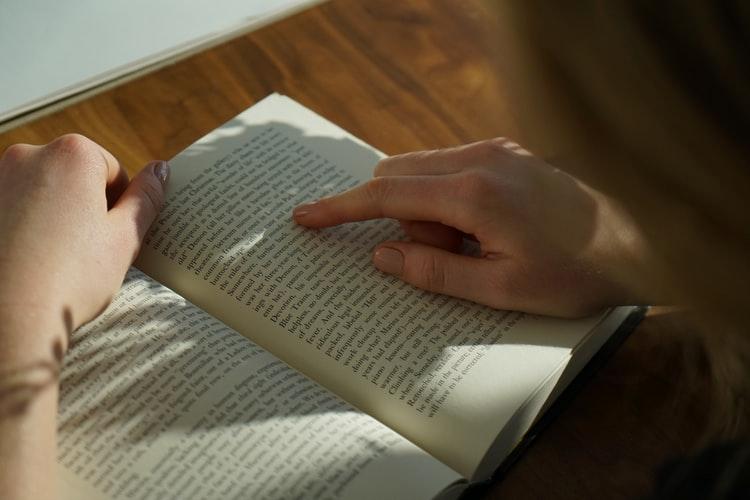 Analfabetismo funzionale, cos'è e perché è da record in Italia