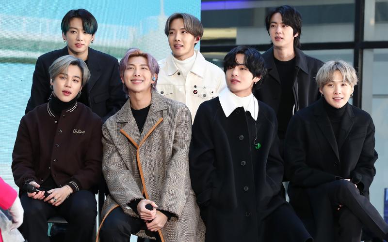 BTS, la band coreana che ha venduto 900mila biglietti per un concerto online