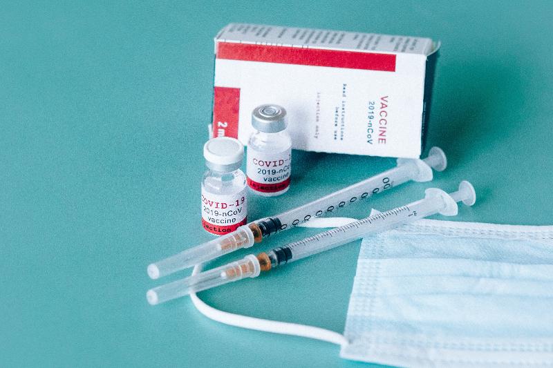 Vaccini per i giovani, a che punto siamo?