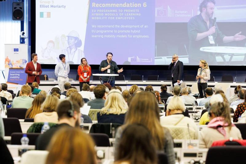 Il Citizens’ Panel per la Learning Mobility: la Commissione Europea coinvolge i cittadini nella costruzione del futuro della mobilità europea per l’apprendimento