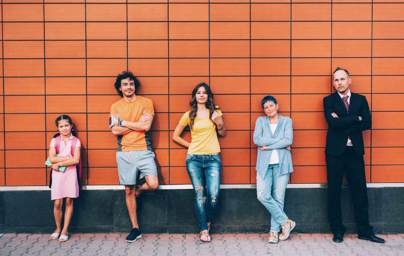 Tra ruolo della scuola e responsabilità personale: i dati sulla percezione dei femminicidi di minori e adulti